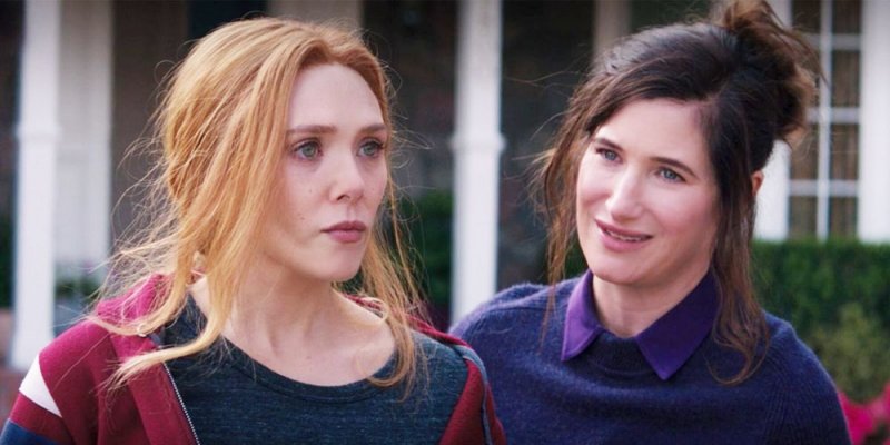 A destra, Kathryn Hahn nei panni di Agatha in WandaVision A destra, Kathryn Hahn nei panni di Agatha in WandaVision
