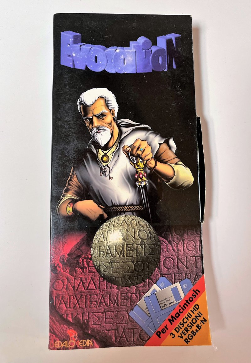 Una rara versione scatolata dell'originale Evocation