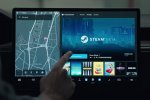 Tesla abbandona il supporto all'app di Steam sui suoi mezzi - Notizia