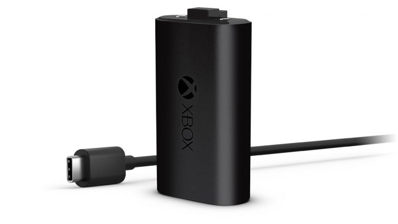 The rechargeable battery for Xbox + USB-C cable