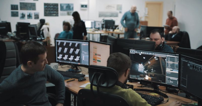 I membri del team collaborano attivamente per far sì che eventuali assenze o blackout non impattino troppo duramente sulle tempistiche di sviluppo