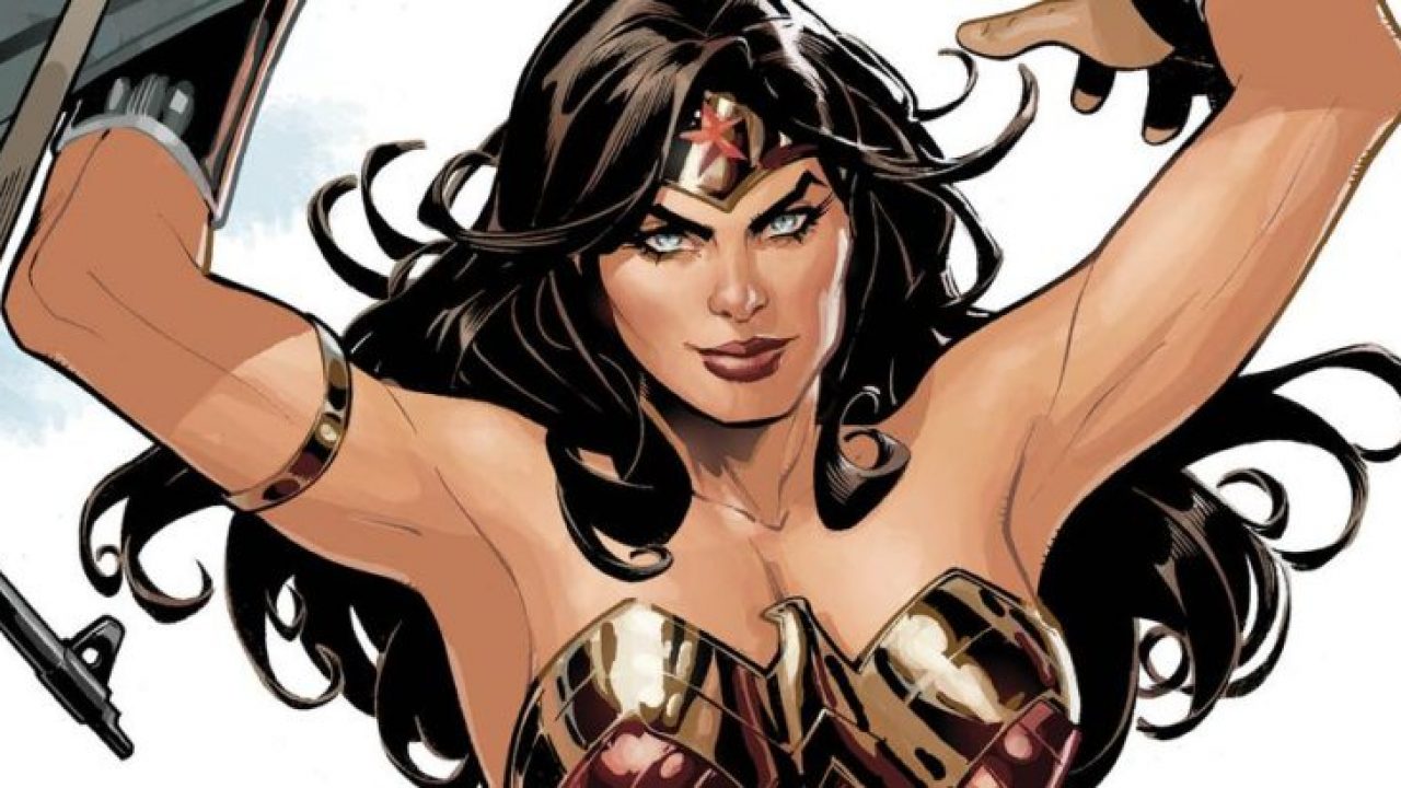 Wonder Woman, il cosplay di missbrisolo mette in mostra i muscoli
