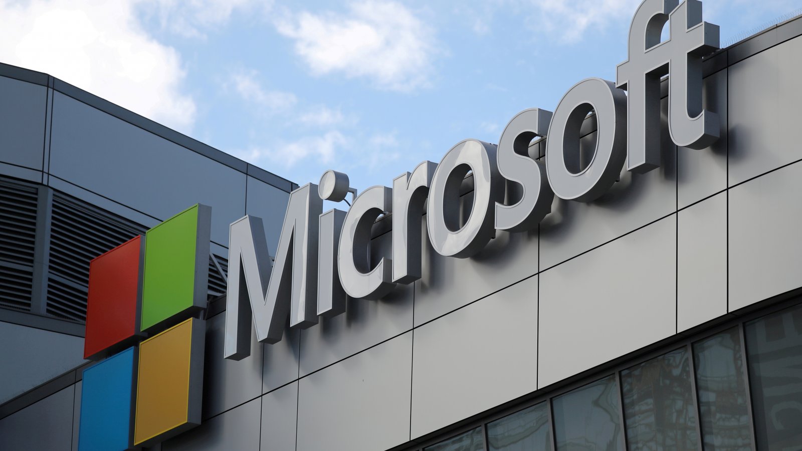 Microsoft: nuovi licenziamenti coinvolgono Xbox, Github e molti altri