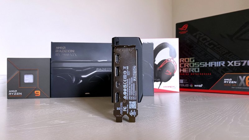 La connectivité de l'AMD Radeon RX 7900 XTX comprend également un port USB-C avec capacité DisplayPort 2.1.