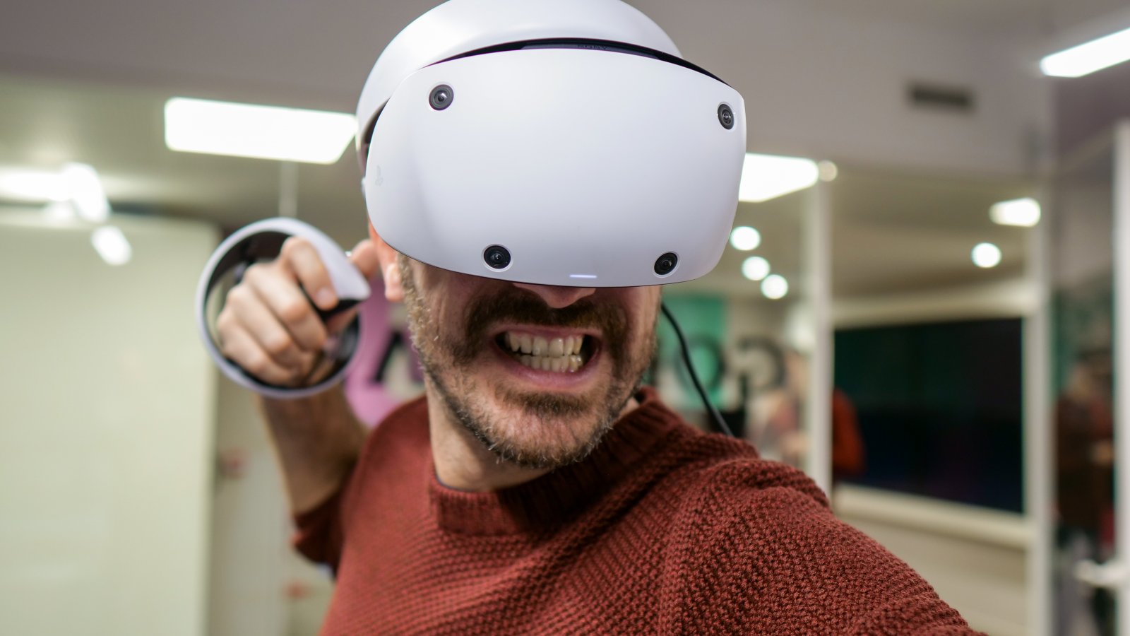 PS VR2, discussione sottolinea le criticità della gestione del visore da parte di Sony