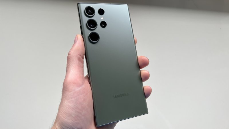 La scocca posteriore di Samsung Galaxy S23 Ultra