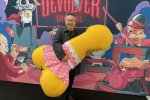 Shuhei Yoshida va al WASD e si porta a casa uno strano souvenir di Genital Jousting - Notizia