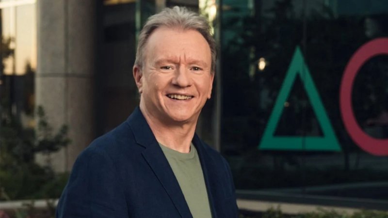 In più occasioni, Jim Ryan di Sony ha esposto pubblicamente la tua totale opposizione all'operazione. In più occasioni, Jim Ryan di Sony ha esposto pubblicamente la tua totale opposizione all'operazione.