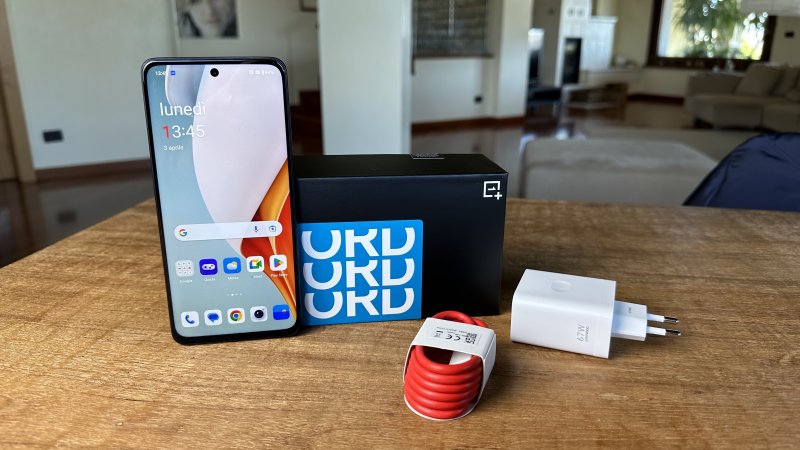 OnePlus Nord CE 3 Lite 5G gode di una ricarica rapida a 67 W OnePlus Nord CE 3 Lite 5G gode di una ricarica rapida a 67 W