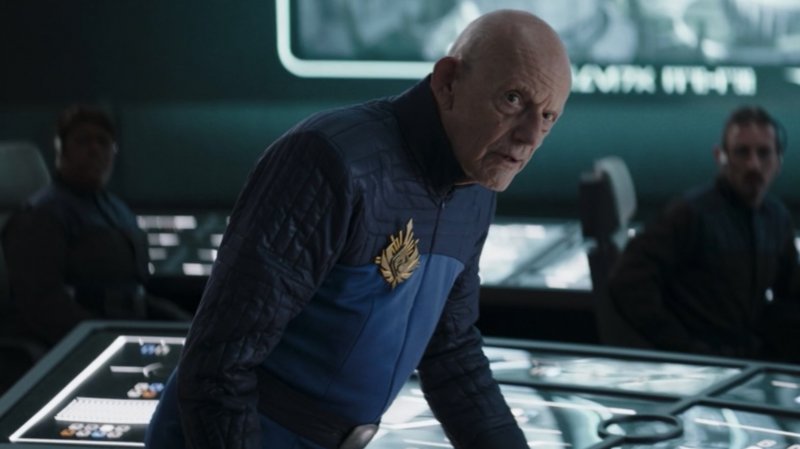 The Mandalorian 3, Christopher Lloyd interpreta il commissario Helgait