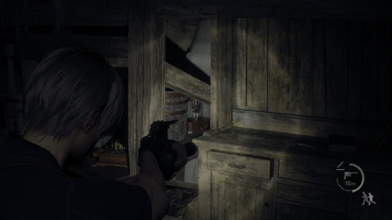 Castellano Meccanico 5S Resident Evil 4 Remake