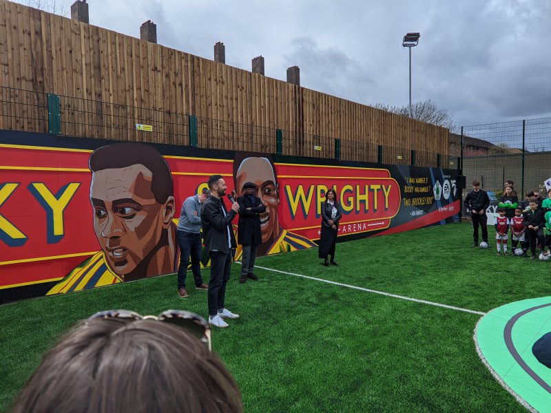 David Jackson, VP of brand di EA SPORTS, durante la presentazione di EA Sports FC