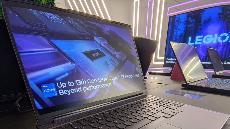 Il Legion Slim 5 visto da vicino