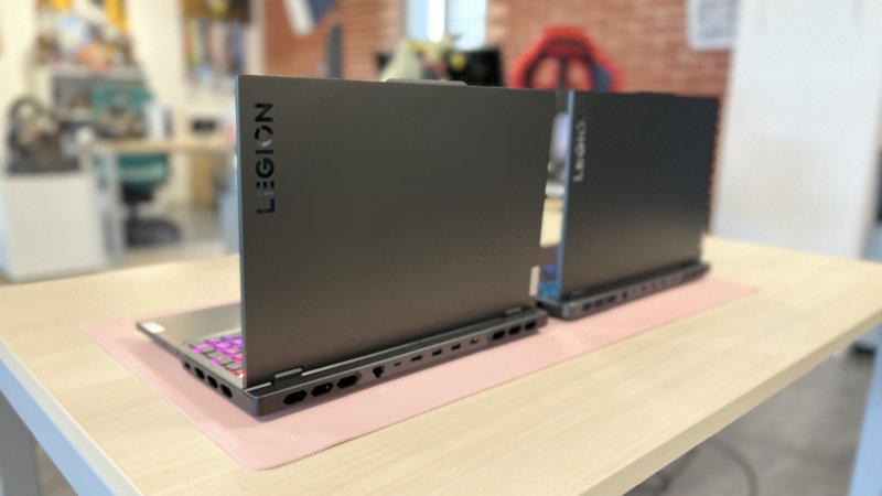 Il design dei Lenovo Legion 7i e 5i è molto simile