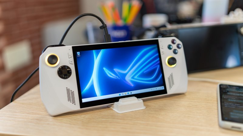 ASUS ROG Ally, il modello attuale ASUS ROG Ally, il modello attuale