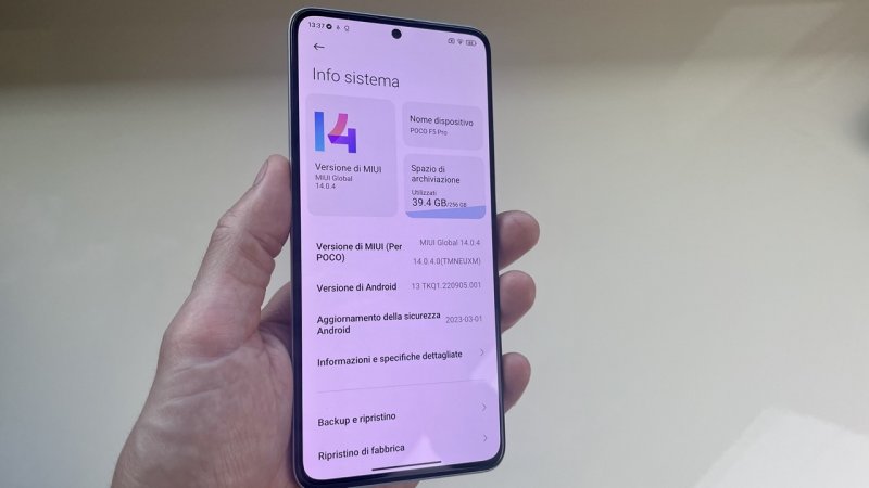 POCO F5 Pro offre un'esperienza d'uso piacevole e piuttosto convenzionale