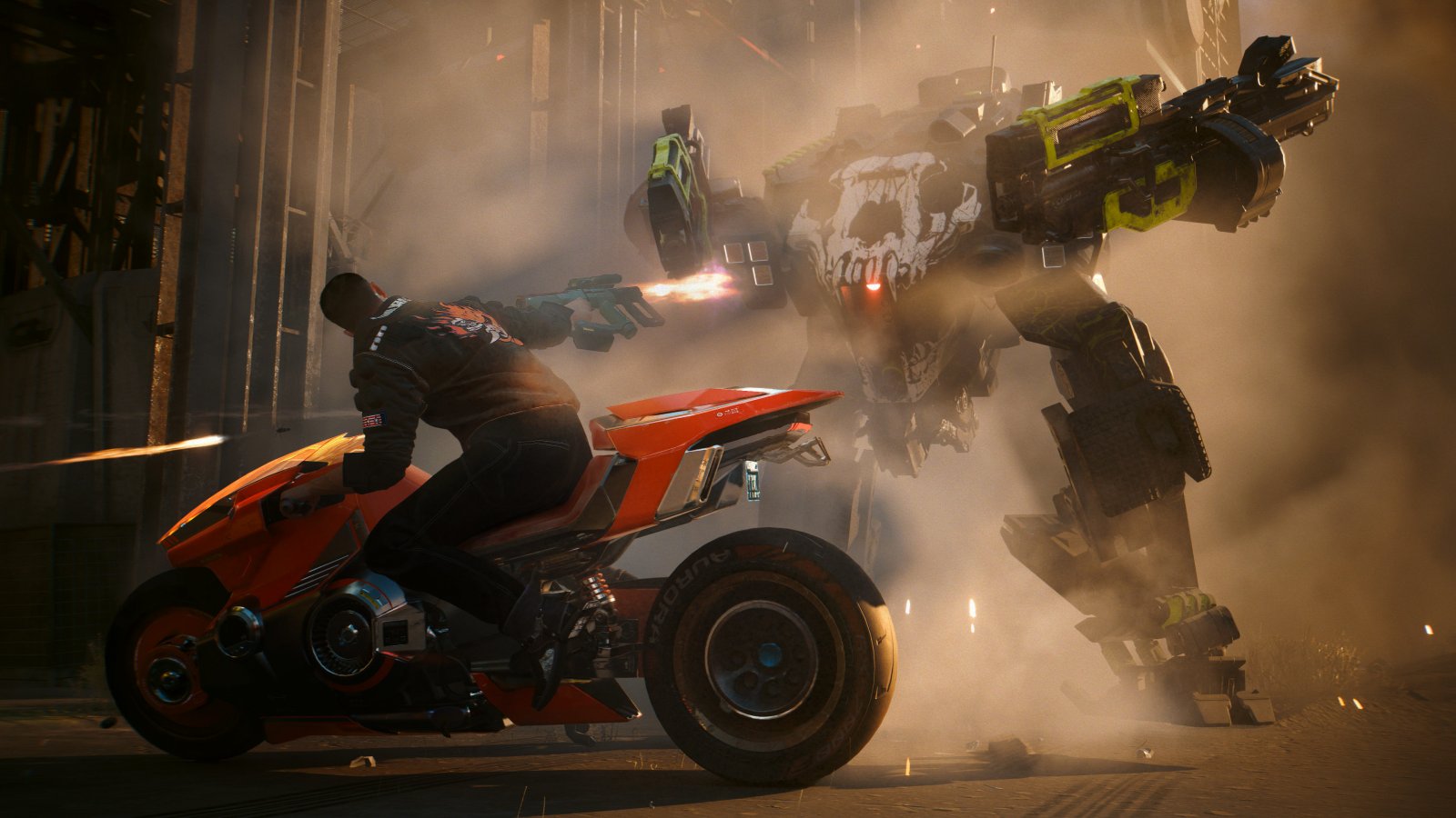 Un mech da combatimento sullo sfondo e un personaggio che spara in sella a una moto in mezzo a una nuvola di polvere