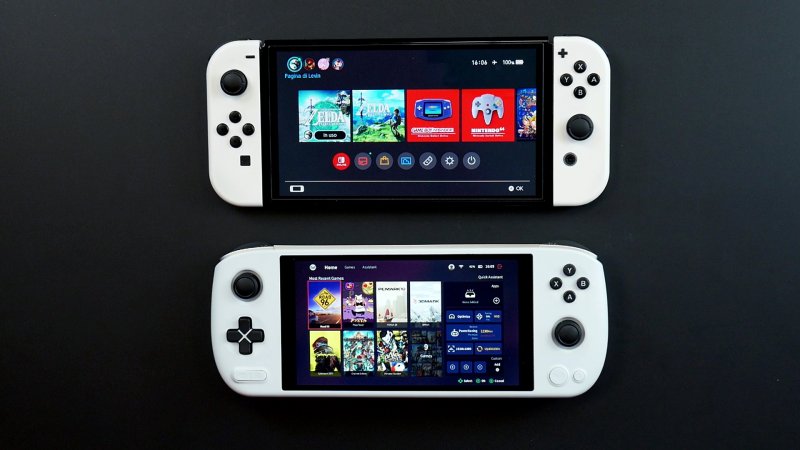 Ayaneo Air Plus e Nintendo Switch OLED a confronto Ayaneo Air Plus e Nintendo Switch OLED a confronto