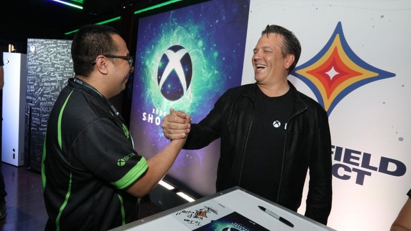 Phil Spencer, quien