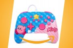 Offerte Amazon: controller cablato PowerA per Nintendo Switch a tema Kirby al prezzo minimo storico - Notizia