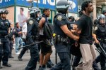 Streamer regala PS5 in piazza a New York scatenando caos e rivolte, è stato arrestato - Notizia