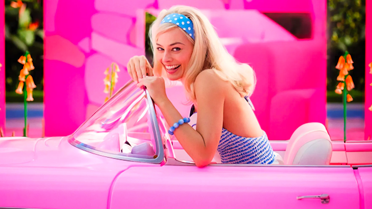 Barbie, il film: il cosplay di Kalinka Fox è davvero coloratissimo
