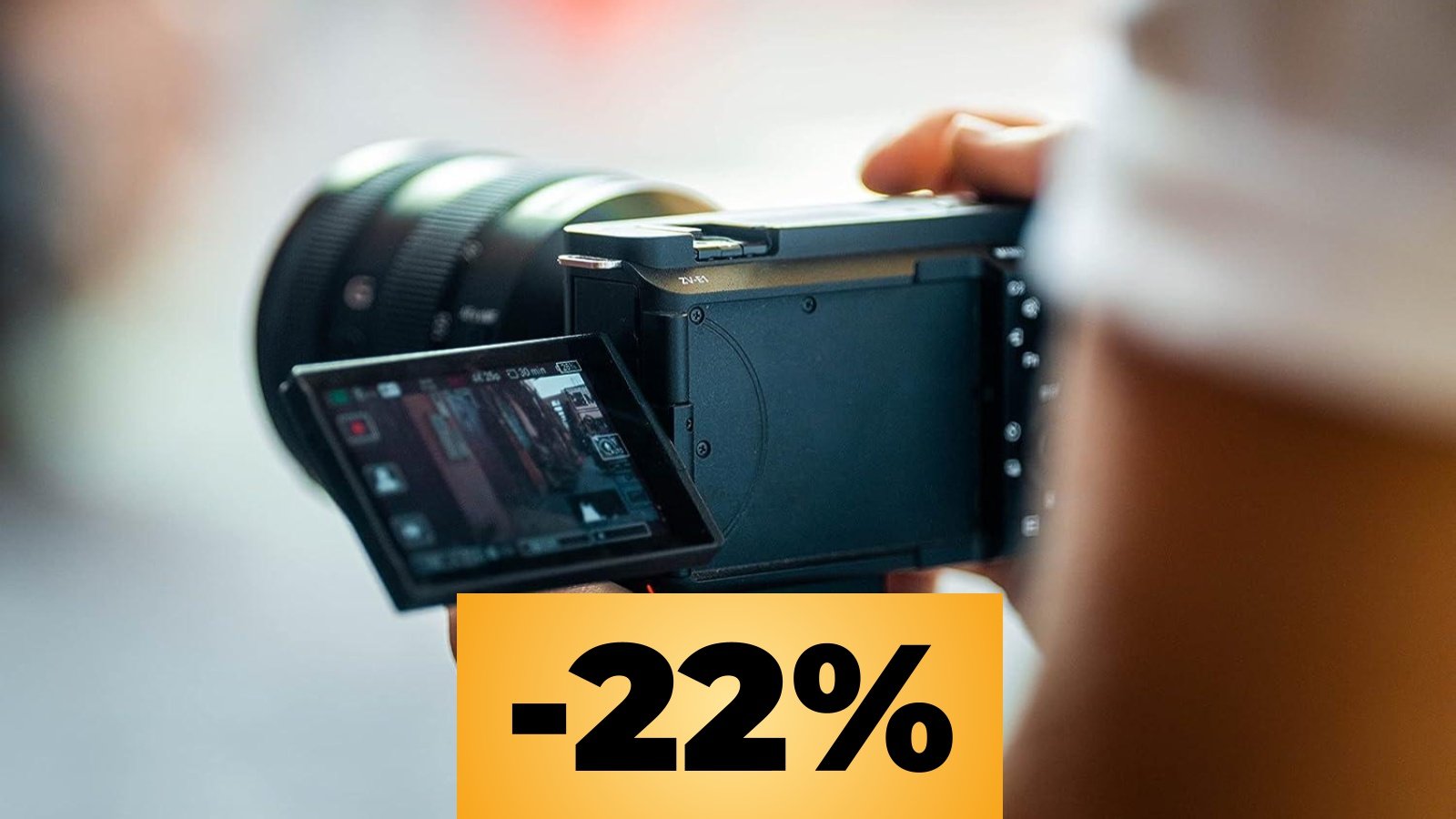 Sony ZV-E1, la Vlog camera full-frame è in offerta Amazon: arriva al prezzo minimo storico