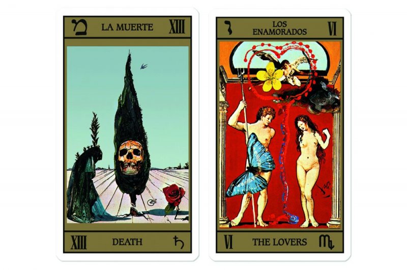 Le jeu de tarot créé par Salvador Dali en 1984 voit l'artiste dans le rôle du Magicien, tandis que sa femme Gala est représentée comme la puissante Impératrice : les cartes constituent un véritable condensé des images les plus emblématiques de l'artiste espagnol éclectique