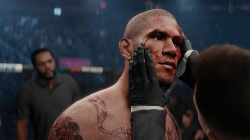 EA Sports UFC 5, il medico controlla le ferite di un atleta EA Sports UFC 5, il medico controlla le ferite di un atleta