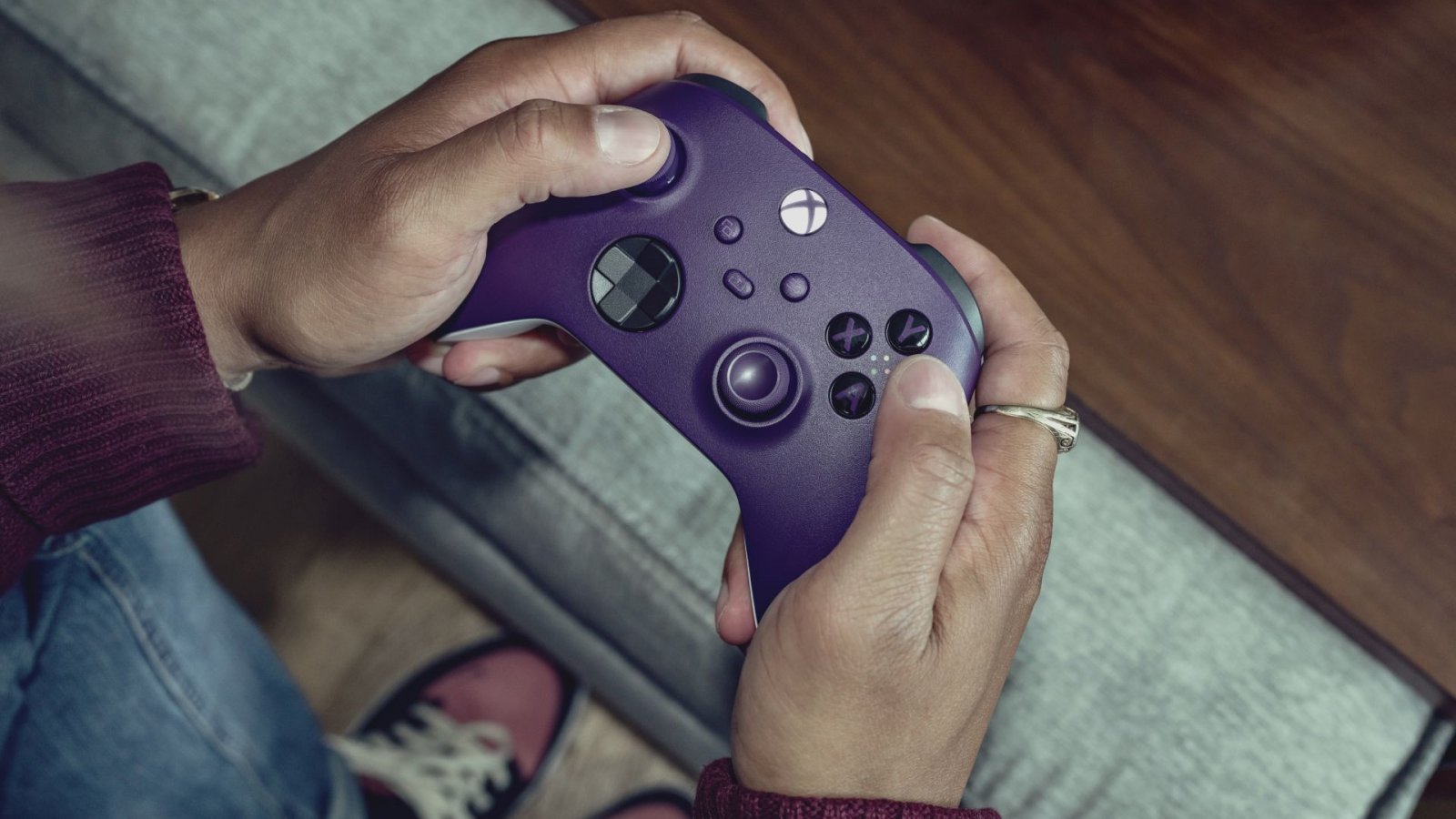 Xbox: Microsoft ha annunciato un nuovo Xbox wireless controller Astral Purple