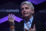 Unity, John Riccitiello lascia il ruolo di CEO dopo le polemiche per la tassa sulle installazioni - Notizia