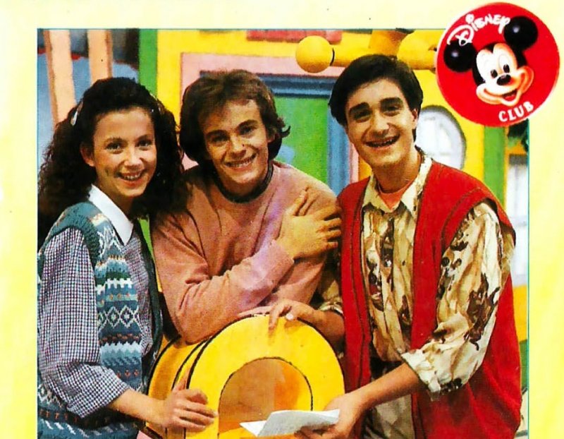 I conduttori di Disney Club nel 1991 (Gaia Zoppi, Riccardo Salerno e Dado Coletti) I conduttori di Disney Club nel 1991 (Gaia Zoppi, Riccardo Salerno e Dado Coletti)