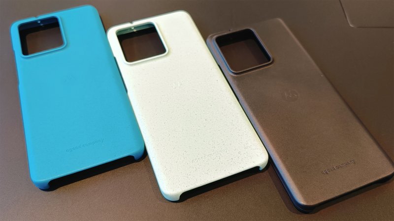 I tre colori di Motorola Edge 40 Neo