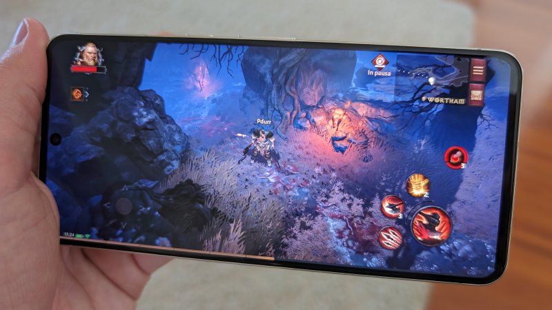 Diablo Immortal su Google Pixel 8 Pro non gira al massimo dei dettagli