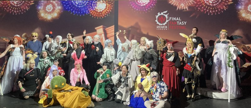 La comunità di appassionati rimane stretta più che mai attorno al suo capitano La comunità di appassionati rimane stretta più che mai attorno al suo capitano