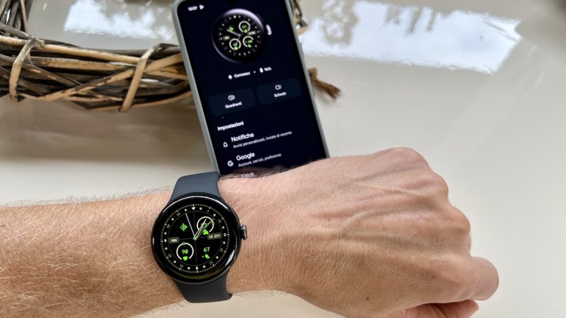 Google Pixel Watch 2 si sincronizza attraverso l'app dedicata