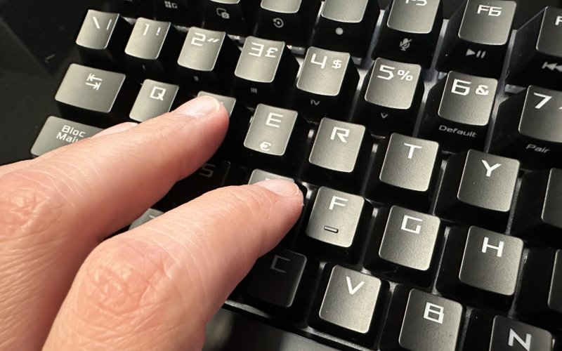 ASUS ROG Strix Scope 2 96 Wireless offre una digitazione estremamente confortevole ASUS ROG Strix Scope 2 96 Wireless offre una digitazione estremamente confortevole