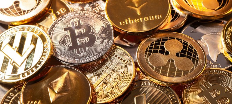 Istock 1034363382 Criptovalute Gopixa 2000X900