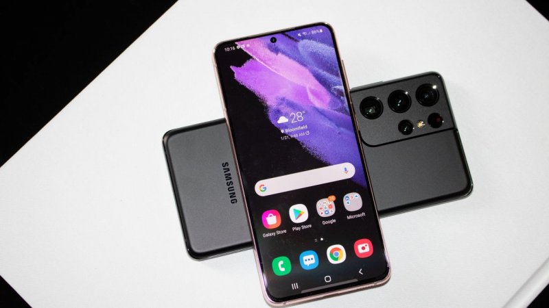 Samsung Galaxy S21, riceverà l'aggiornamento il 20 novembre
