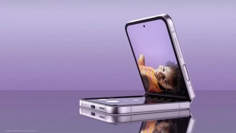 Ci si aspettava che il PHOLED blu vedesse luce già a partire dalla linea Galaxy Z 6, ma pare che così non sarà