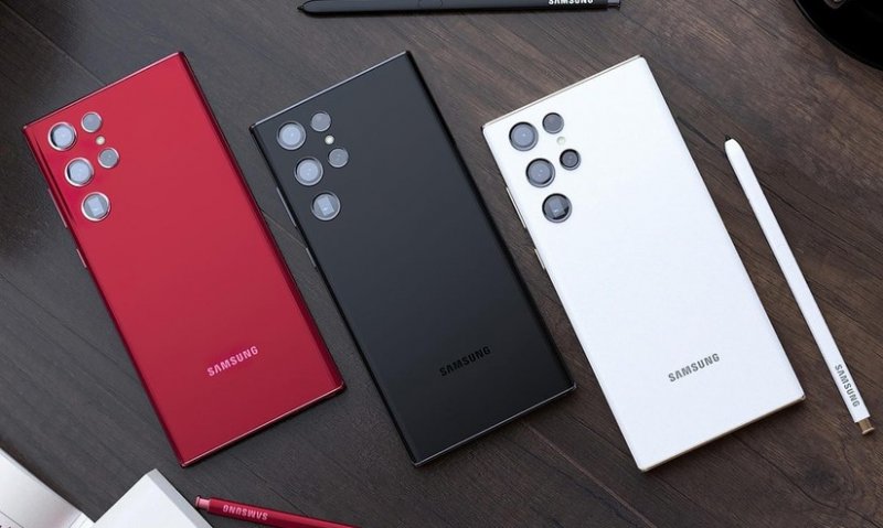 Le sfide connesse al fenomeno del burn-in dello schermo costituiscono una problematica comunemente legata agli schermi OLED