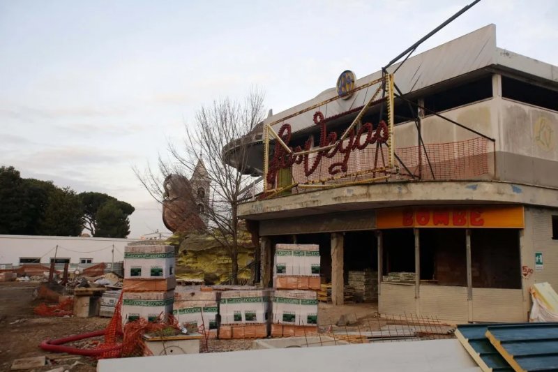 Luneur: non so di chi sia la foto ma questo è l'ultimo reperto fotografico di Las Vegas, la sala giochi dove per me è iniziato questo lungo viaggio, e che buone le bombe alla crema all'angolo