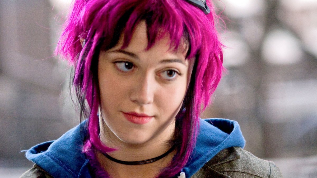 scott-pilgrim-ramona-flowers-cosplay-from-candylion-is-truly-perfect