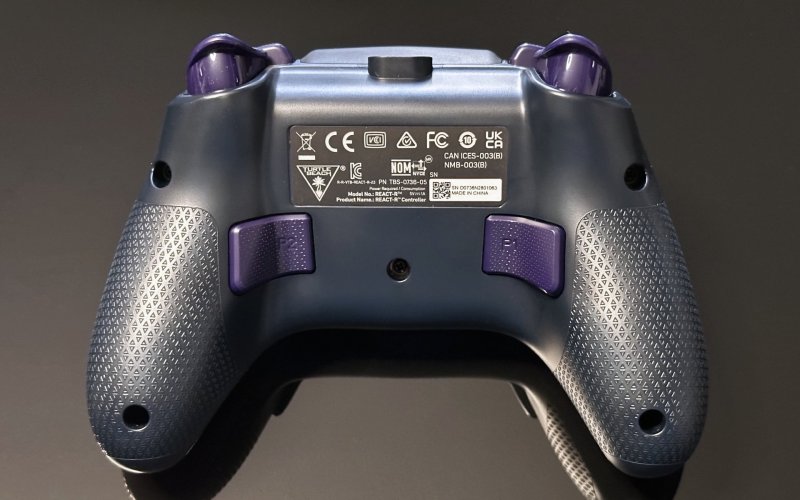 Gli Action Button posteriori programmabili del Turtle Beach REACT-R Gli Action Button posteriori programmabili del Turtle Beach REACT-R