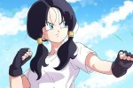 Dragon Ball Z, il cosplay di Videl di enjinight lancia una sfera d'energia concentrata - Notizia