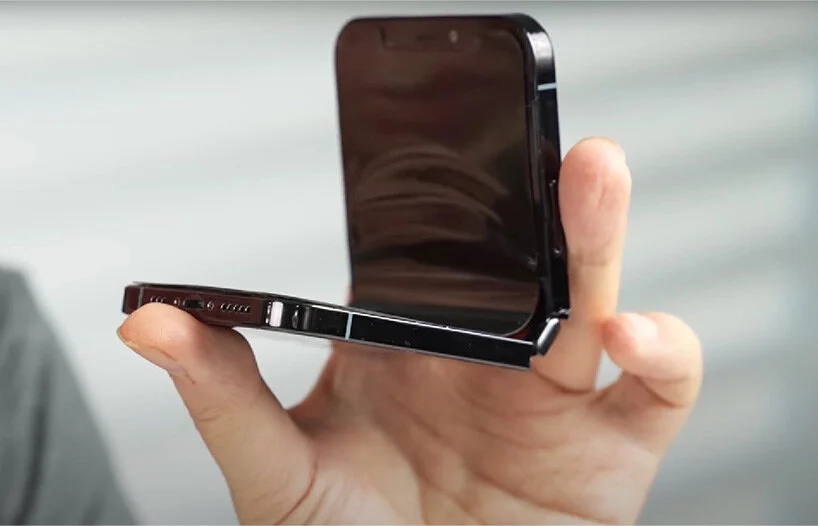 Si vocifera che lo sviluppo riguardi un display di dimensioni pari a 20,25 pollici, per cui non un tradizionale iPhone