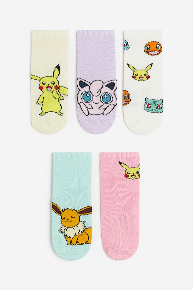 Le calze Pokémon di H&M Le calze Pokémon di H&M