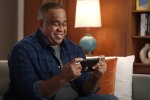 Nintendo Switch, il trailer natalizio rilancia l'esperienza della console ibrida - Notizia