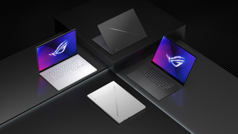 Oltre allo Zenbook Duo, ASUS ha dato molto spazio nella sua presentazione anche al ROG Phone 8 e 8 Pro che faranno il loro debutto nelle prossime settimane