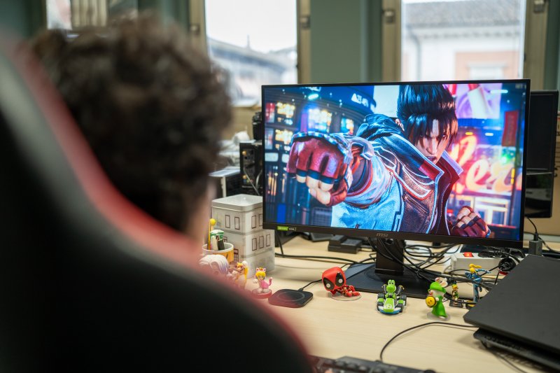 MSI MAG 274UPF, un monitor da gioco 4K Rapid IPS